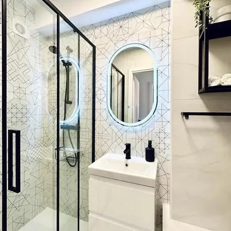 Apartment Center With Balcony Timisoara